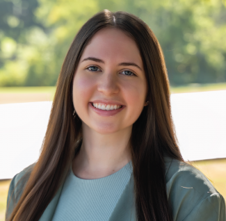 325×318-headshot-Meredith-2025 325x318-headshot-Meredith-2025