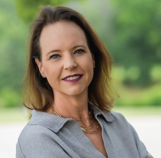 Kelly Ray 325x318-headshot- 2026.2