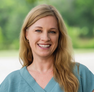 Stephanie Bundschuh 325x318-headshot- 2026